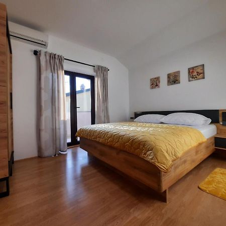 Apartman Sofia Пореч Экстерьер фото