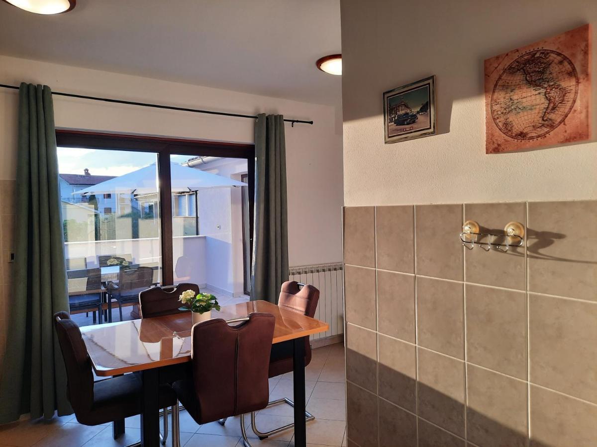 Apartman Sofia Пореч Экстерьер фото